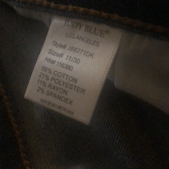 Judy Blue Relaxed Fit Distressed Straight Leg Jean Sz. 11/30 Med Blue Wash - Picture 7 of 8